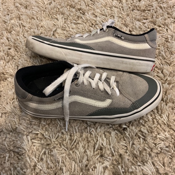 vans trujillo grey